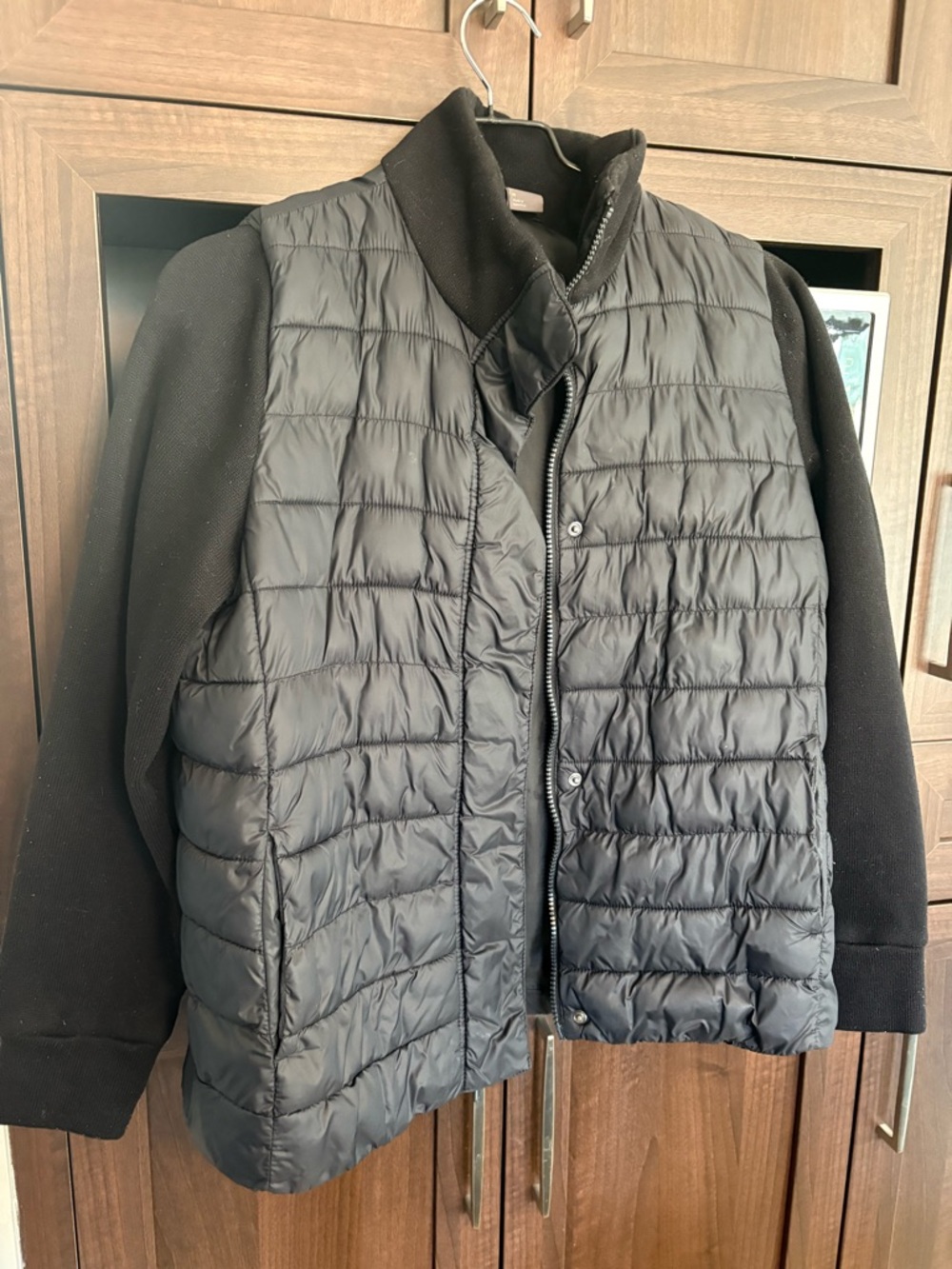 Old Navy Black Quilted Puffer Jacket with Knit Sleeves